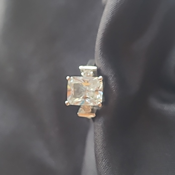 Silver CZ Ring - Picture 5 of 5